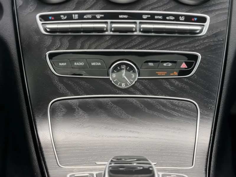 Mercedes-Benz C 300 AMG* * , ПАНОРАМА* , ПОДГРЕВИ* , AMBIENT* , MЪРТВА, снимка 14 - Автомобили и джипове - 52450597