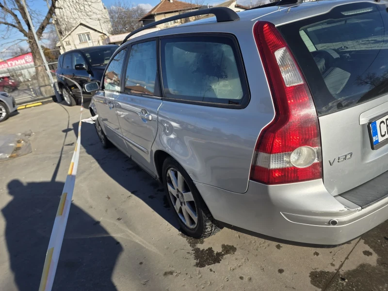 Volvo V50 Автоматик Бензин-Газ!!, снимка 5 - Автомобили и джипове - 52938088