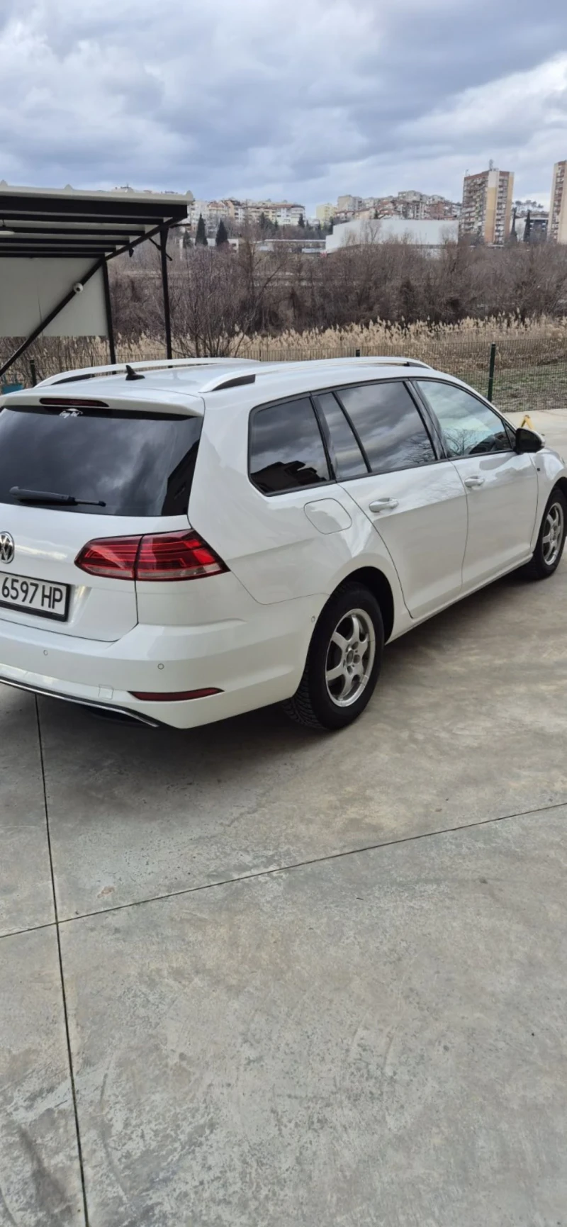 VW Golf 1.6 TDI 116, снимка 5 - Автомобили и джипове - 53408994