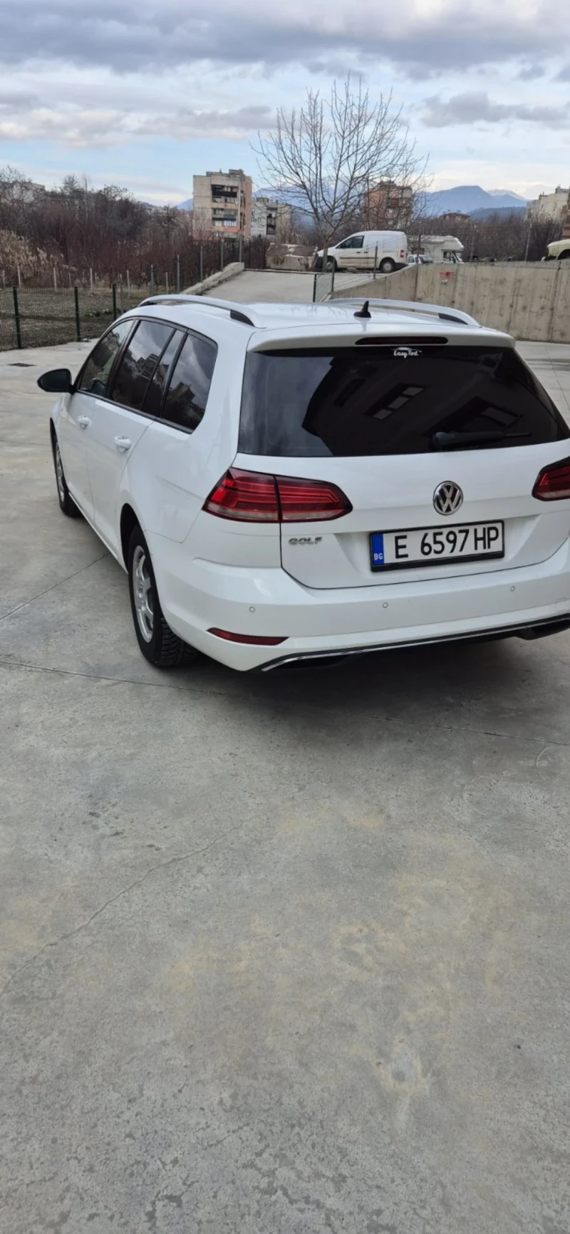 VW Golf 1.6 TDI 116, снимка 8 - Автомобили и джипове - 53408994