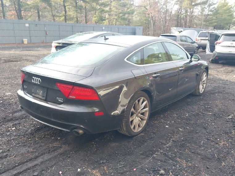 Audi A7 Premium Plus* Подгрев* Bose* Шибидах* Камера* , снимка 5 - Автомобили и джипове - 48993906