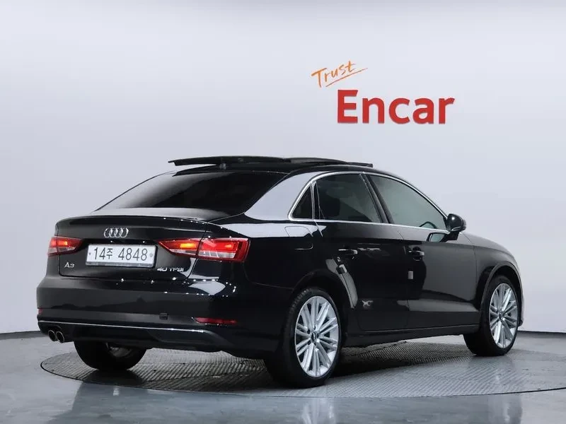 Audi A3 2.0 TFSI, снимка 2 - Автомобили и джипове - 54132701