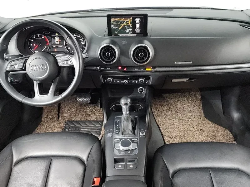 Audi A3 2.0 TFSI, снимка 7 - Автомобили и джипове - 54132701