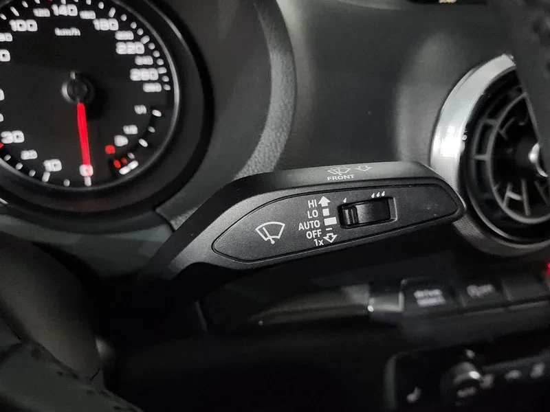 Audi A3 2.0 TFSI, снимка 14 - Автомобили и джипове - 54132701