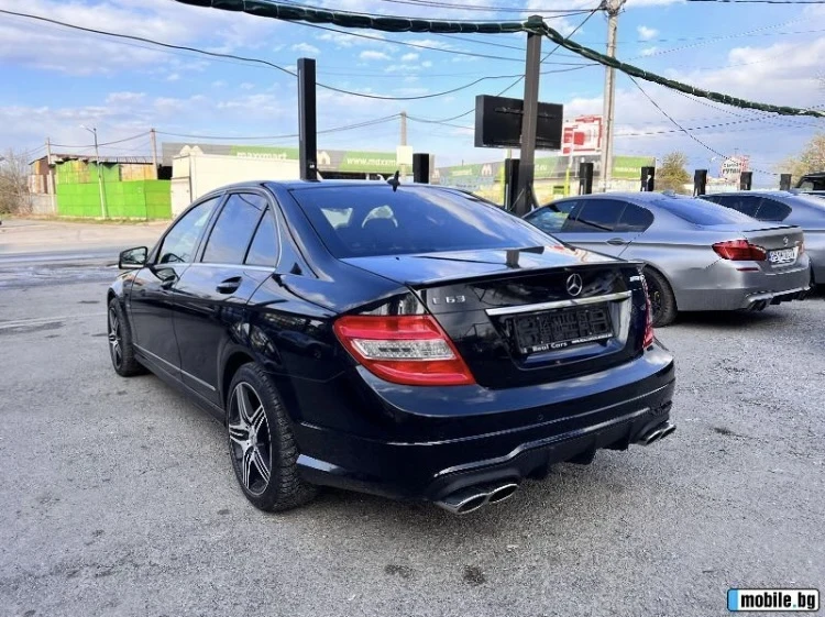 Mercedes-Benz C 320, снимка 5 - Автомобили и джипове - 54317708