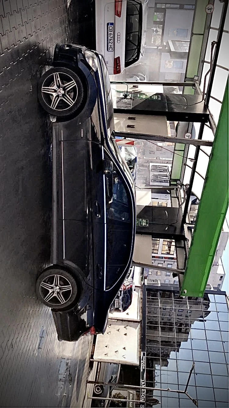 Mercedes-Benz C 320, снимка 14 - Автомобили и джипове - 54317708
