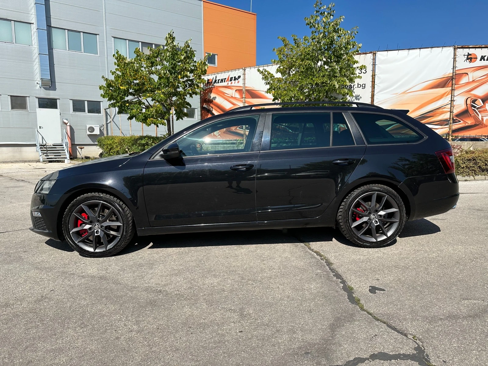 Skoda Octavia VRS 2.0i 230к.с. - изображение 2