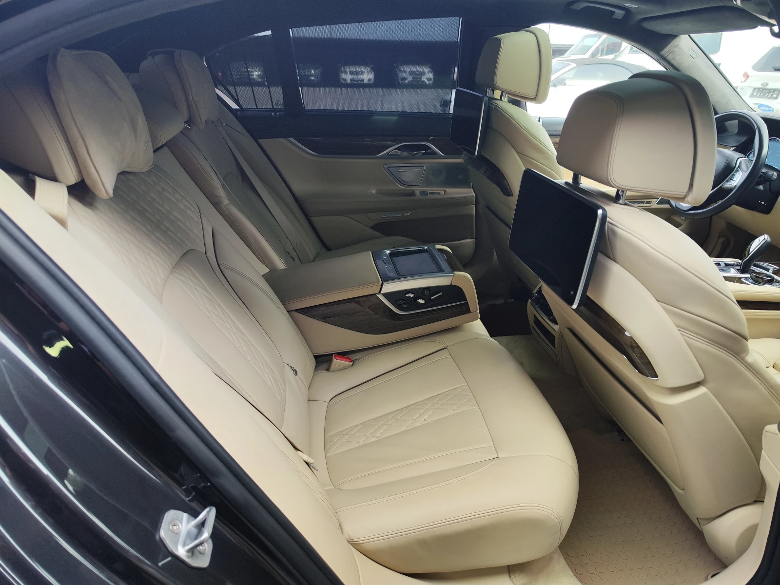 BMW 740 LXDRIVE* 360CAM* DISTR* PODGREV* 3TV* BOWERS* LIZI - изображение 8