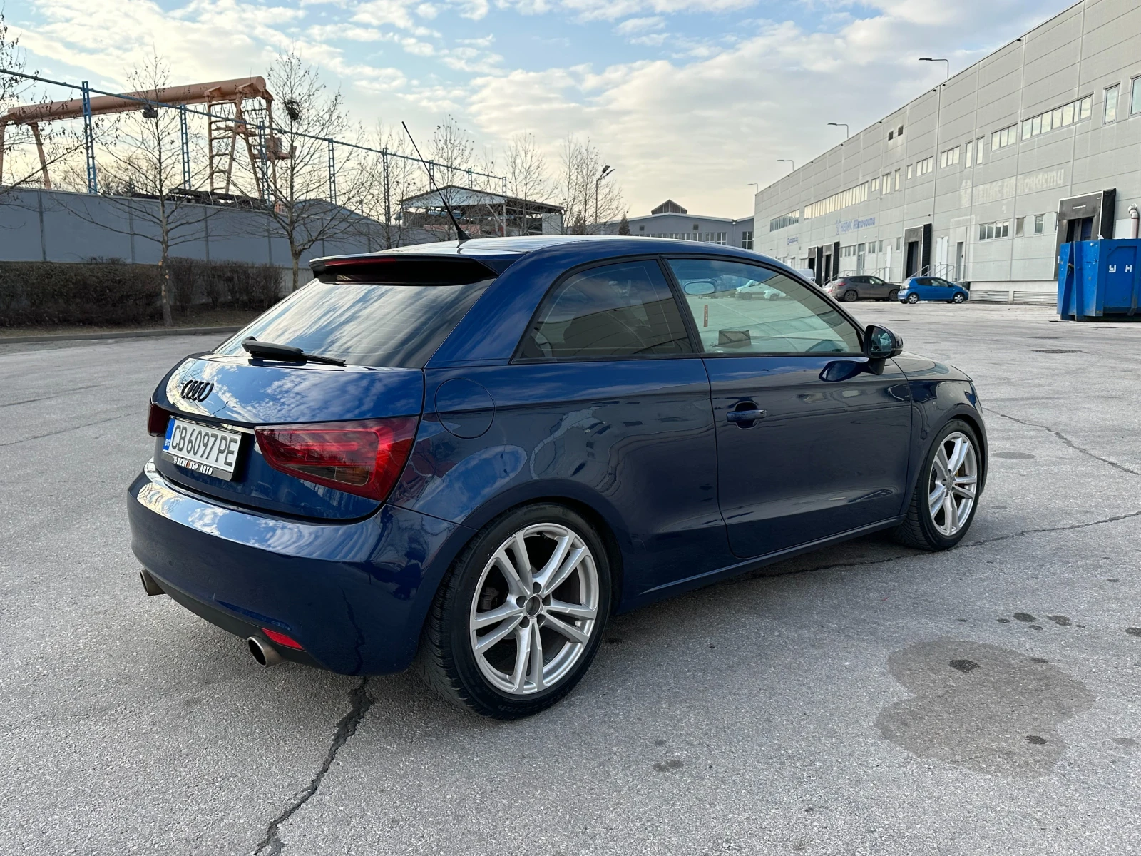 Audi A1 1.6d 125 к.с. - изображение 4