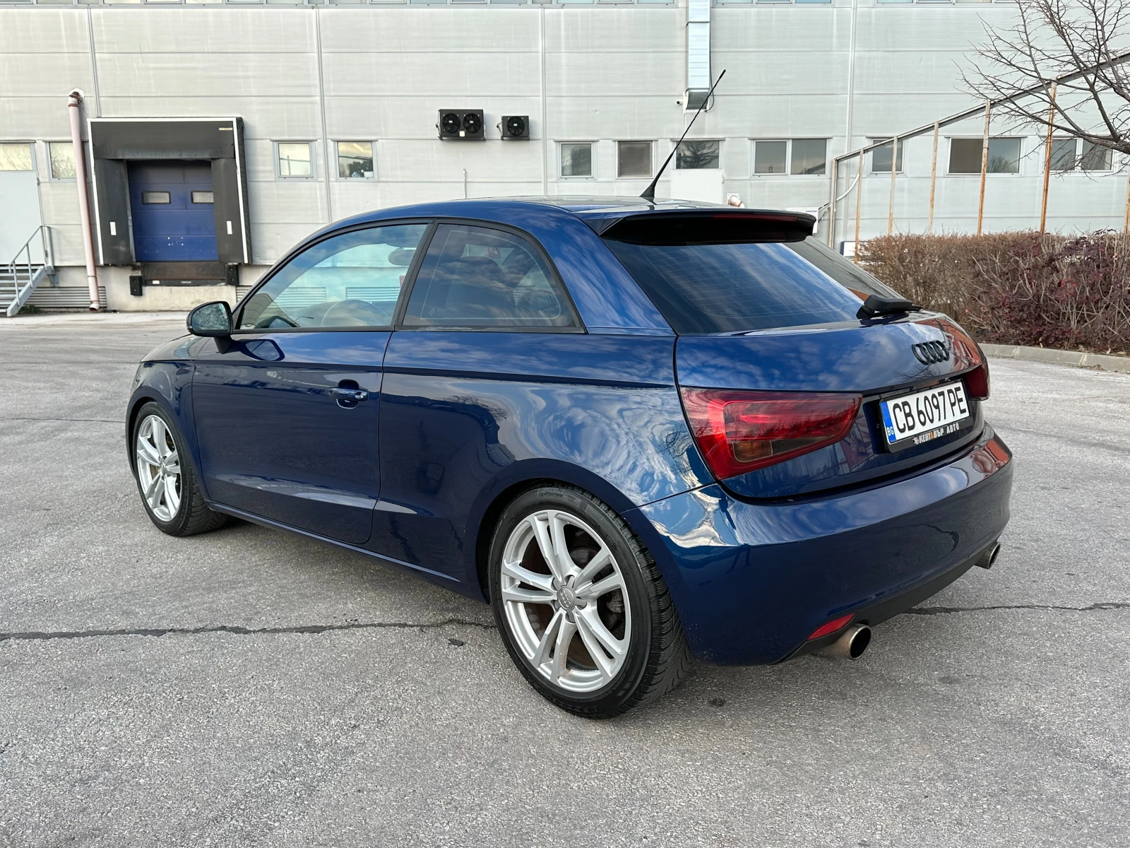 Audi A1 1.6d 125 к.с. - изображение 3