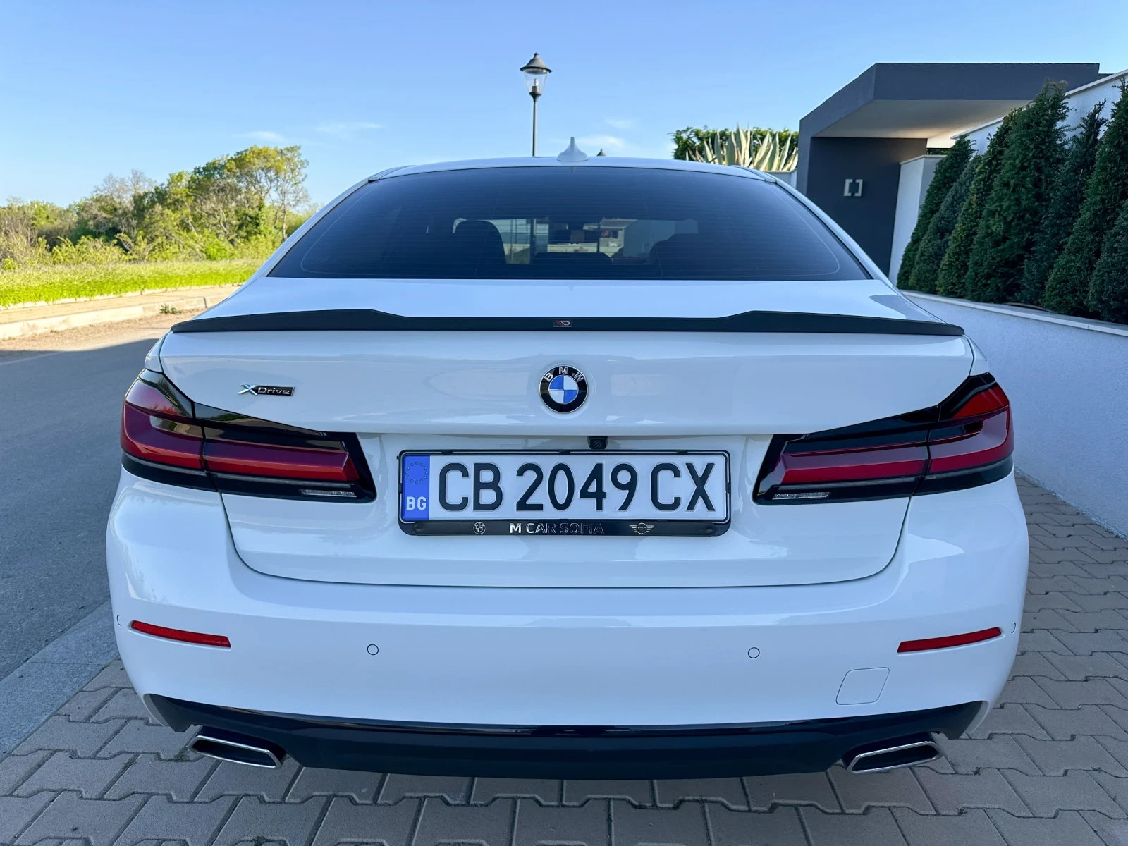 BMW 520 xDrive 1ви Собственик - изображение 5