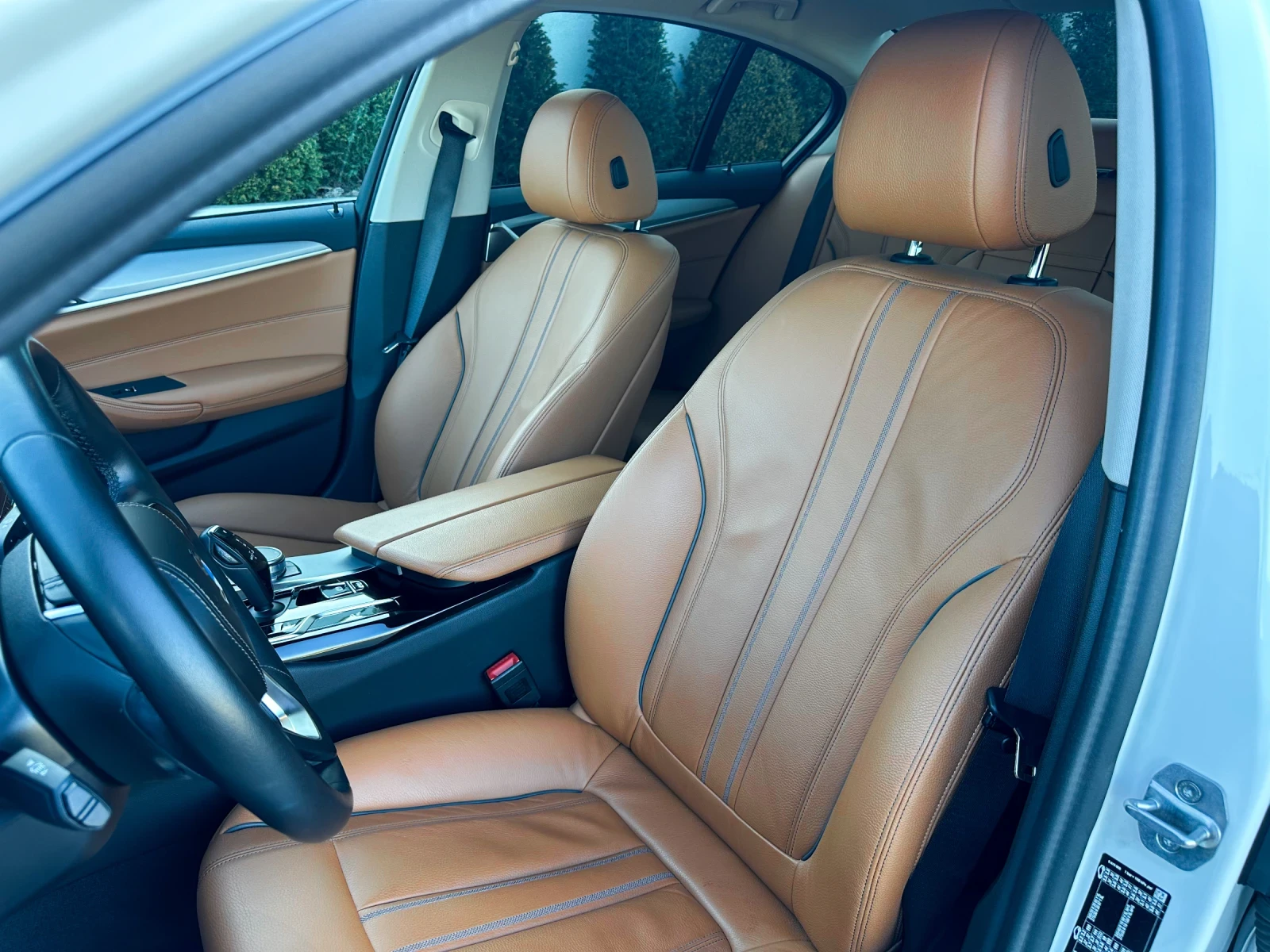 BMW 520 xDrive 1ви Собственик - изображение 9