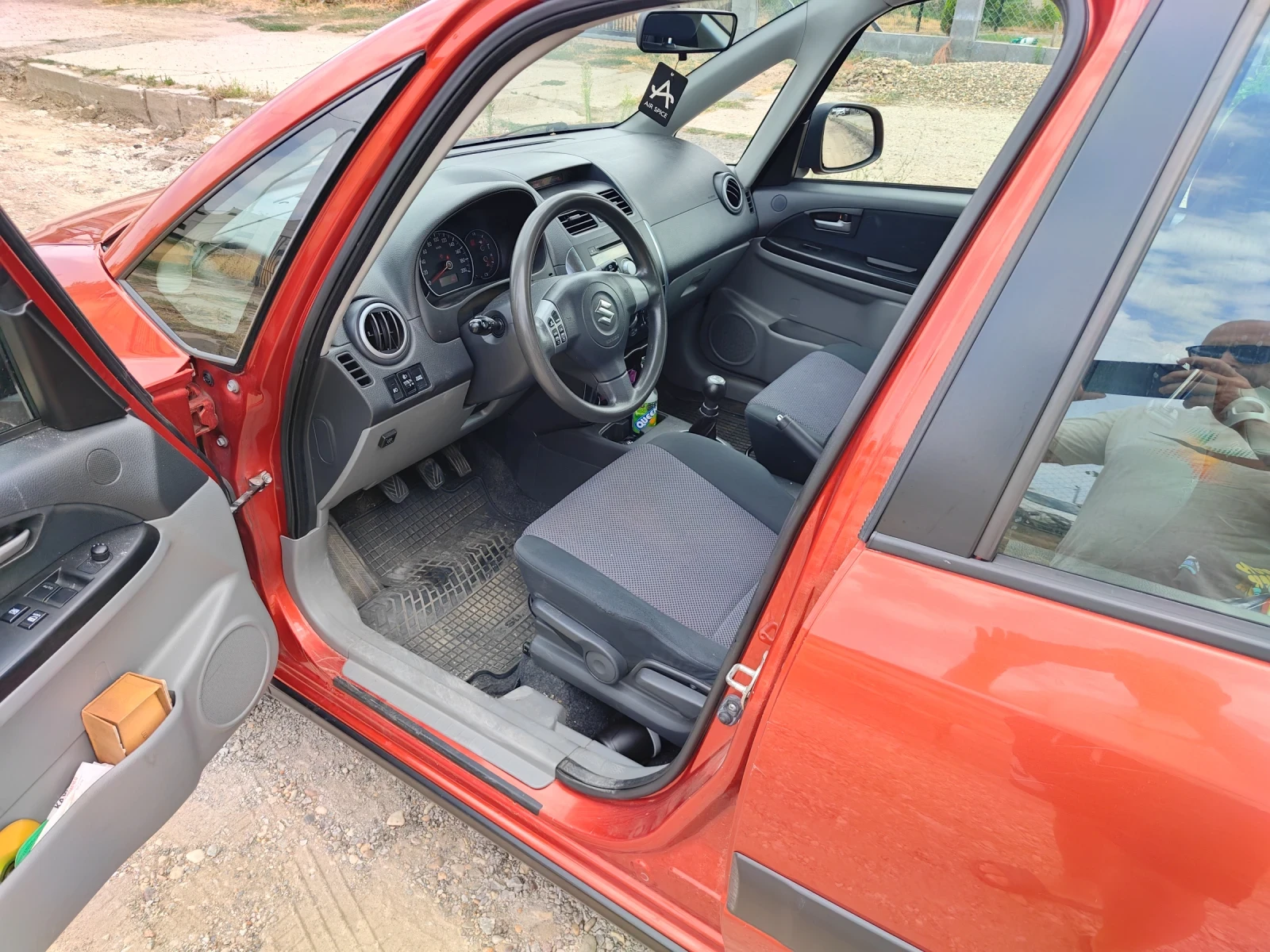 Suzuki SX4  - изображение 2
