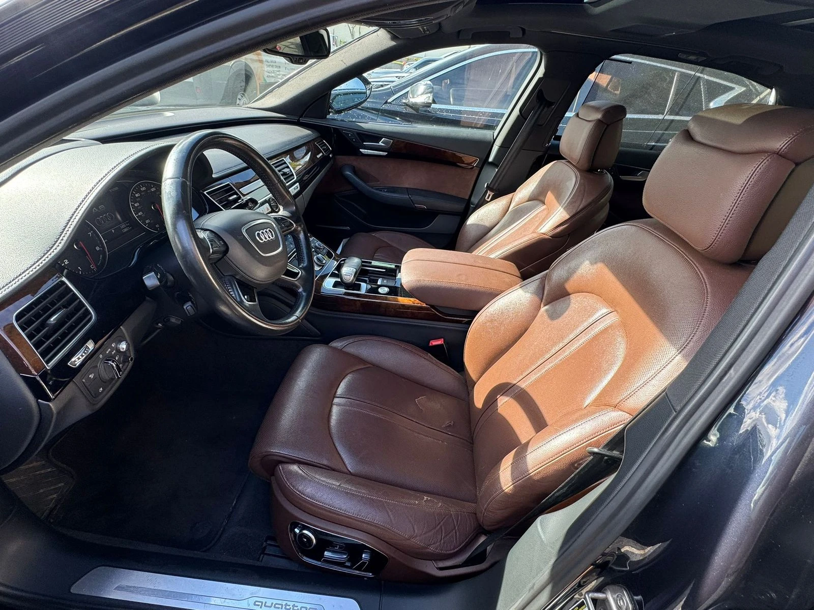 Audi A8 L* 3.0T* MATRIX* ХЕДЪП* ОБДУХВАНЕ* ДИСТРОНИК* КАМЕ - изображение 6