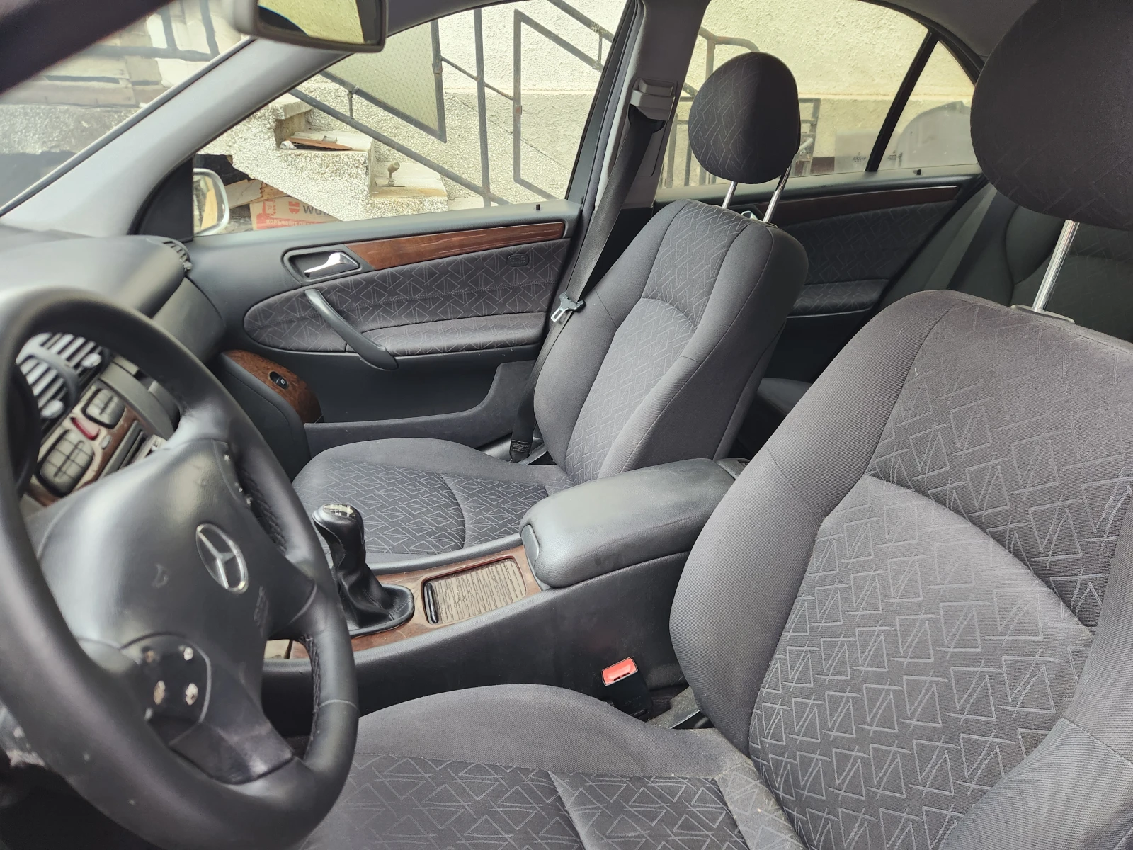 Mercedes-Benz C 220 CDI - изображение 6