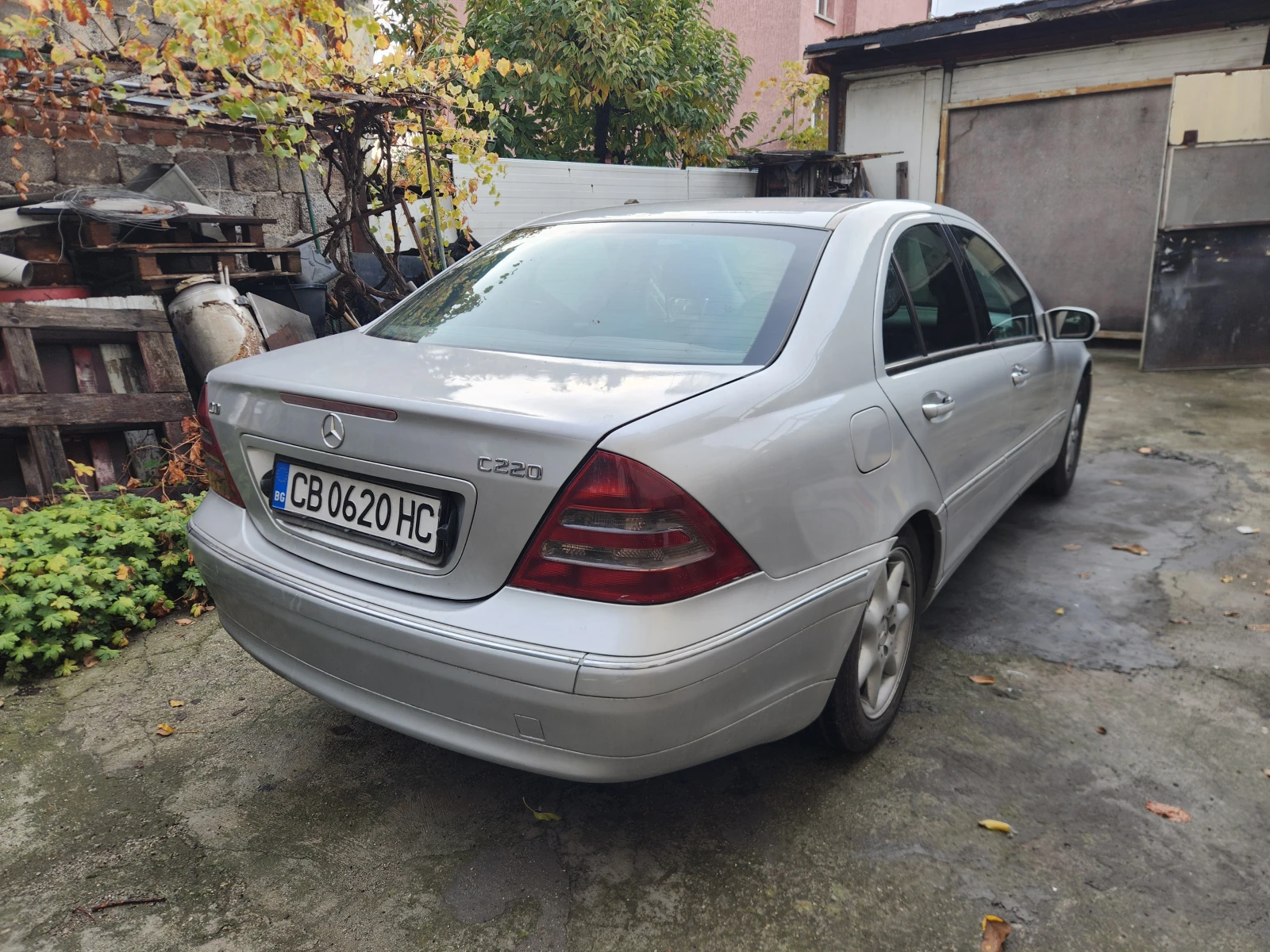 Mercedes-Benz C 220 CDI - изображение 3