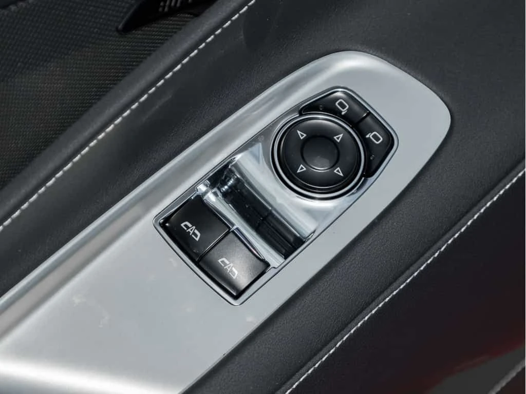 Chevrolet Corvette 1LT Z51 Pkg Competition Sport Seats/���� �� �� | Mobile.bg � ����������� 10