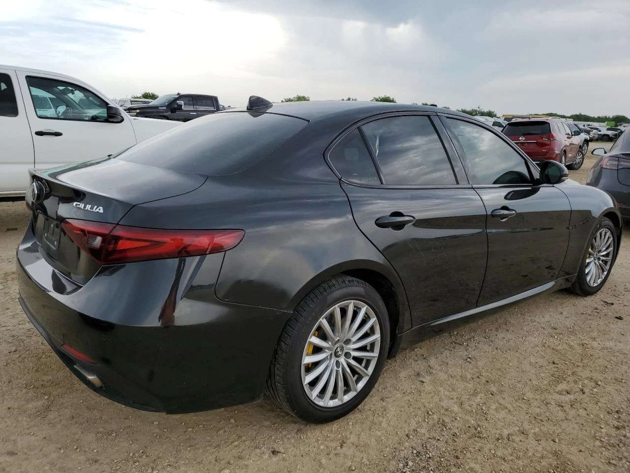 Alfa Romeo Giulia 2018 ALFA ROMEO GIULIA TI Q4, снимка 4 - Автомобили и джипове - 53823632
