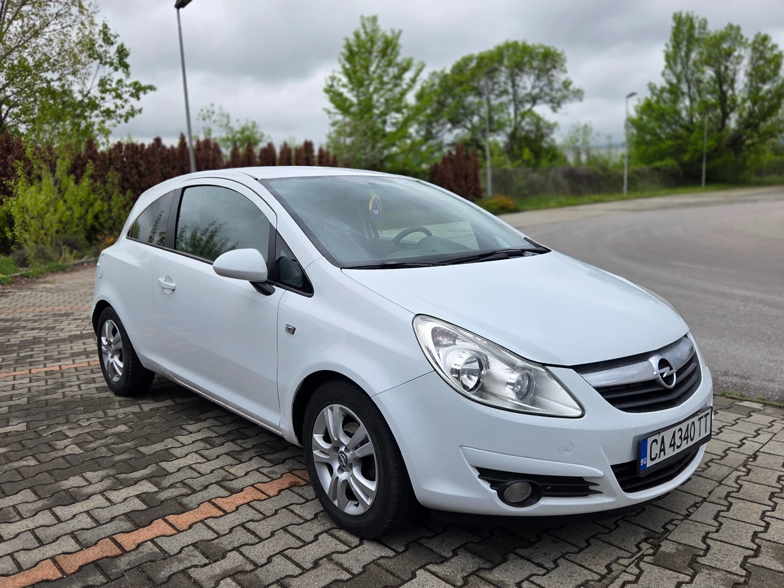 Opel Corsa 1.2i Газов инж. Отлична