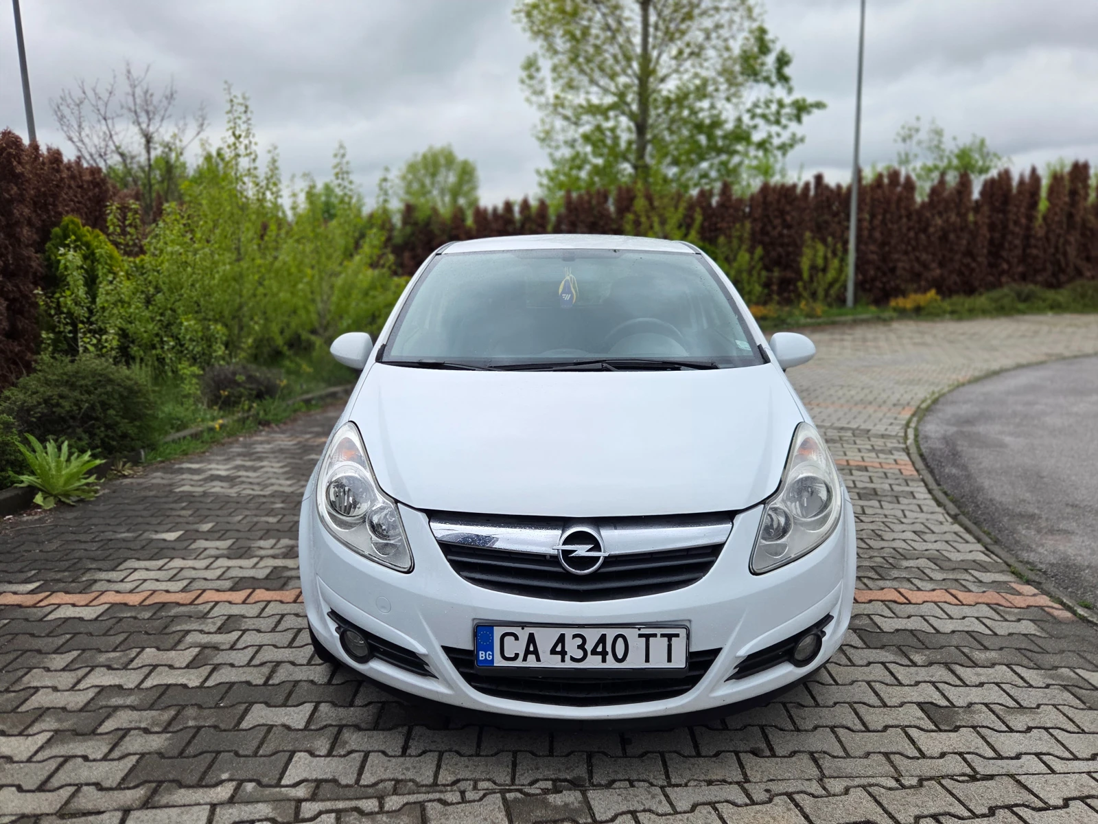 Opel Corsa 1.2i Газов инж. Отлична, снимка 3 - Автомобили и джипове - 54364862