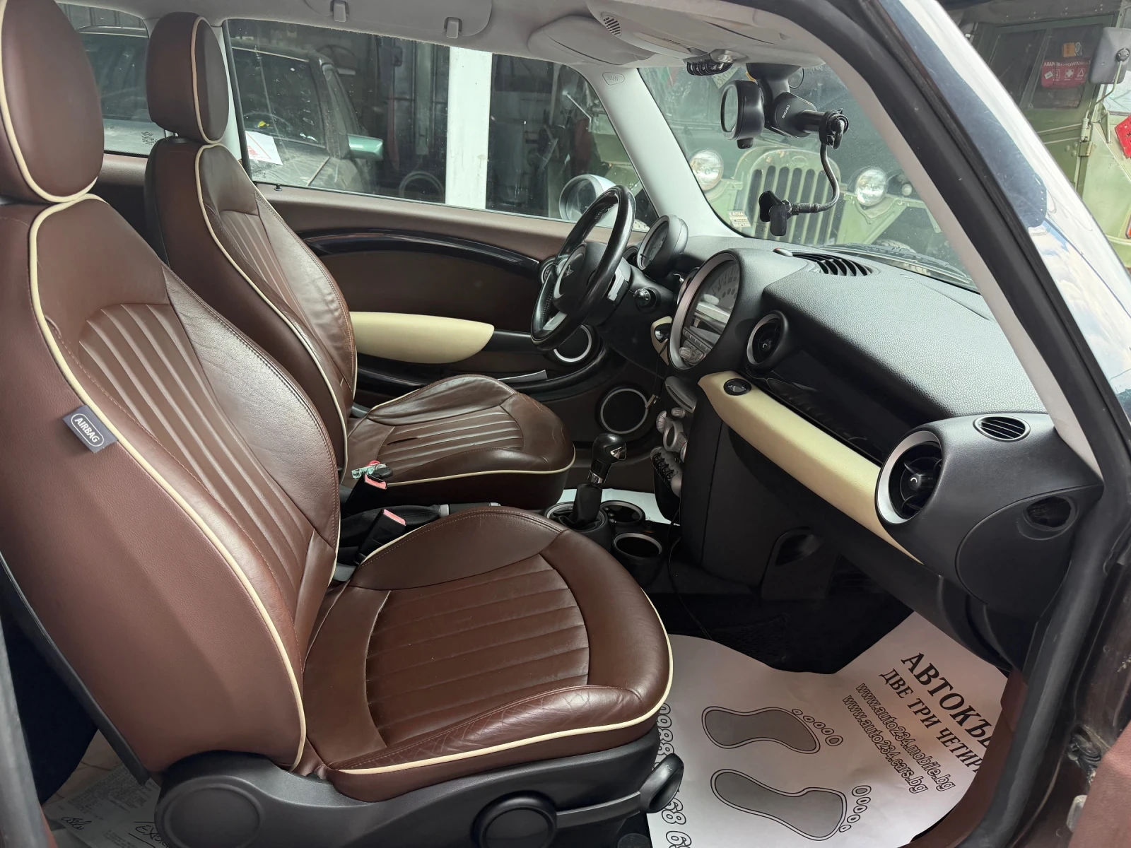Mini Clubman АВТОМАТ КОЖА 1.6d 109h.p, снимка 7 - Автомобили и джипове - 54389773