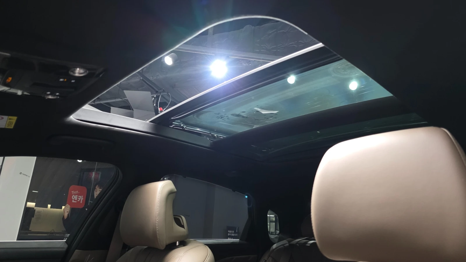 Kia K8 Hybrid Signature , снимка 11 - Автомобили и джипове - 54623819