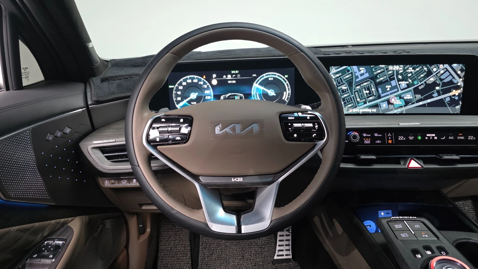 Kia K8 Hybrid Signature , снимка 10 - Автомобили и джипове - 54623819