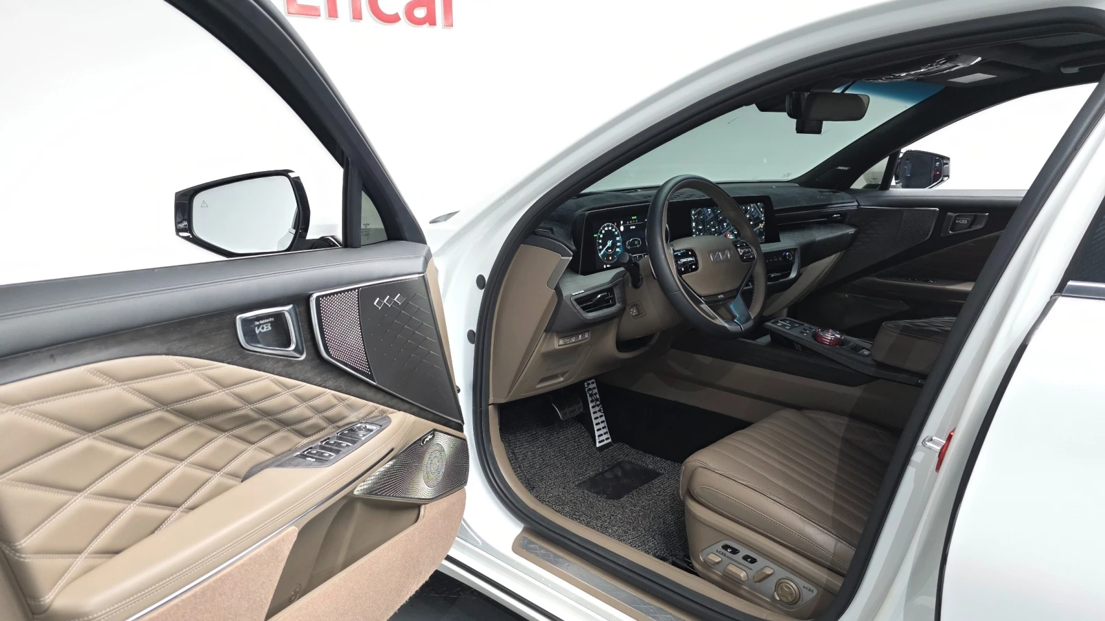 Kia K8 Hybrid Signature , снимка 8 - Автомобили и джипове - 54623819