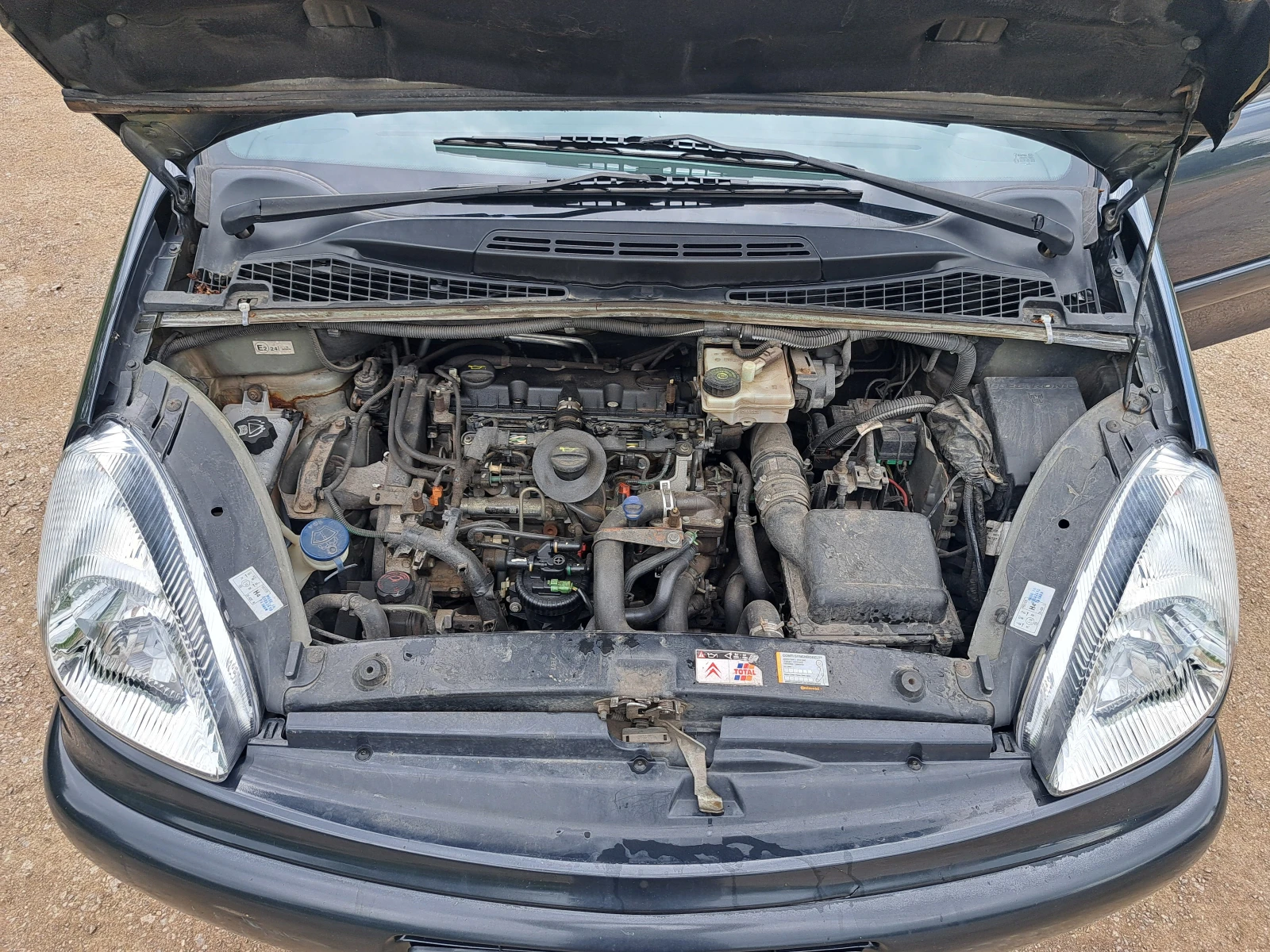 Citroen Xsara picasso 2.0HDi, снимка 14 - Автомобили и джипове - 54721457