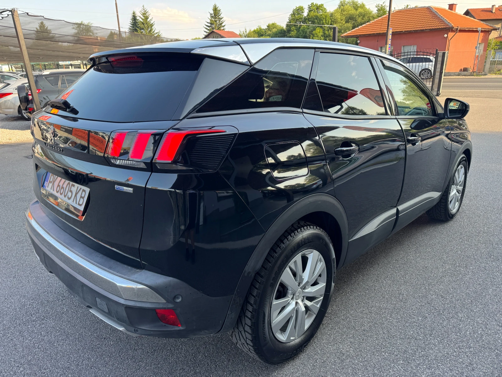 Peugeot 3008 1.2PureTech , снимка 4 - Автомобили и джипове - 55108223