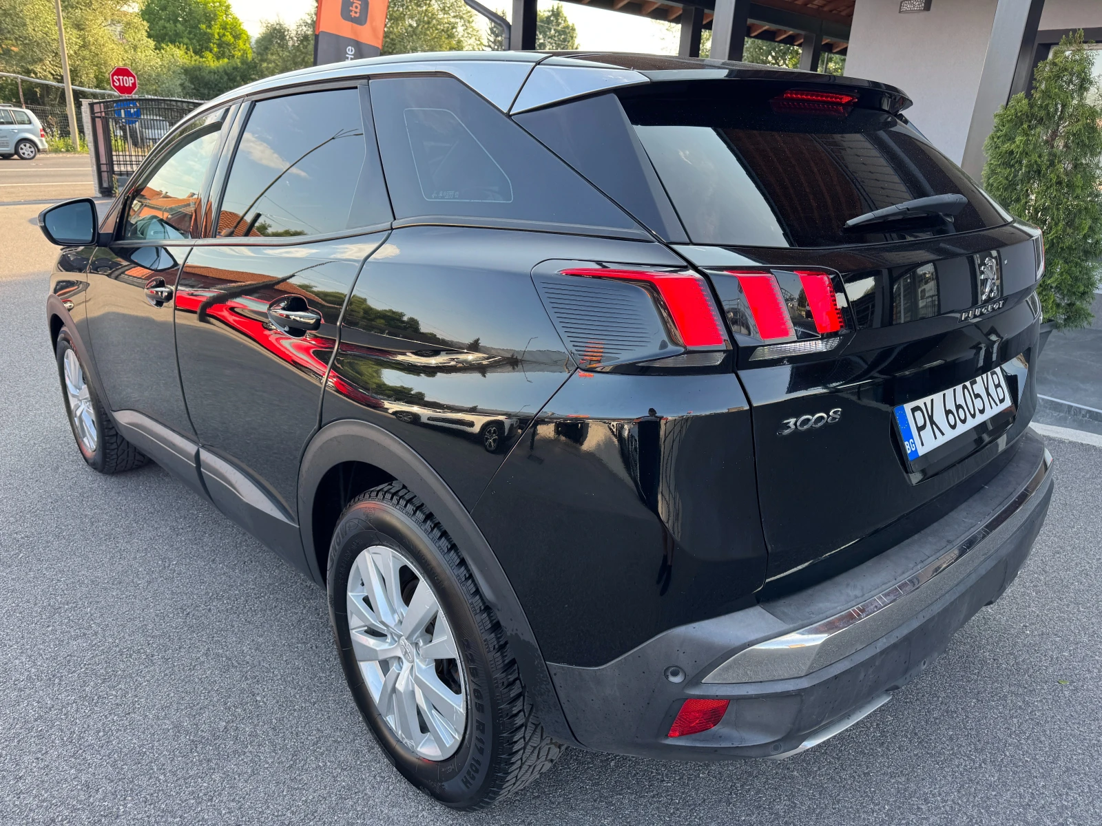 Peugeot 3008 1.2PureTech , снимка 6 - Автомобили и джипове - 55108223