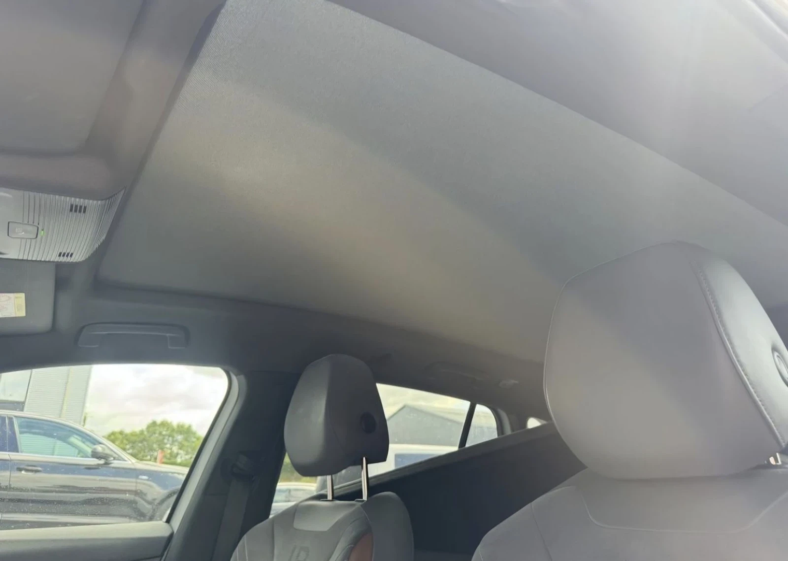 VW ID.4 First Max, full, SOH 90%Panorama, Matrix, снимка 15 - Автомобили и джипове - 55227052