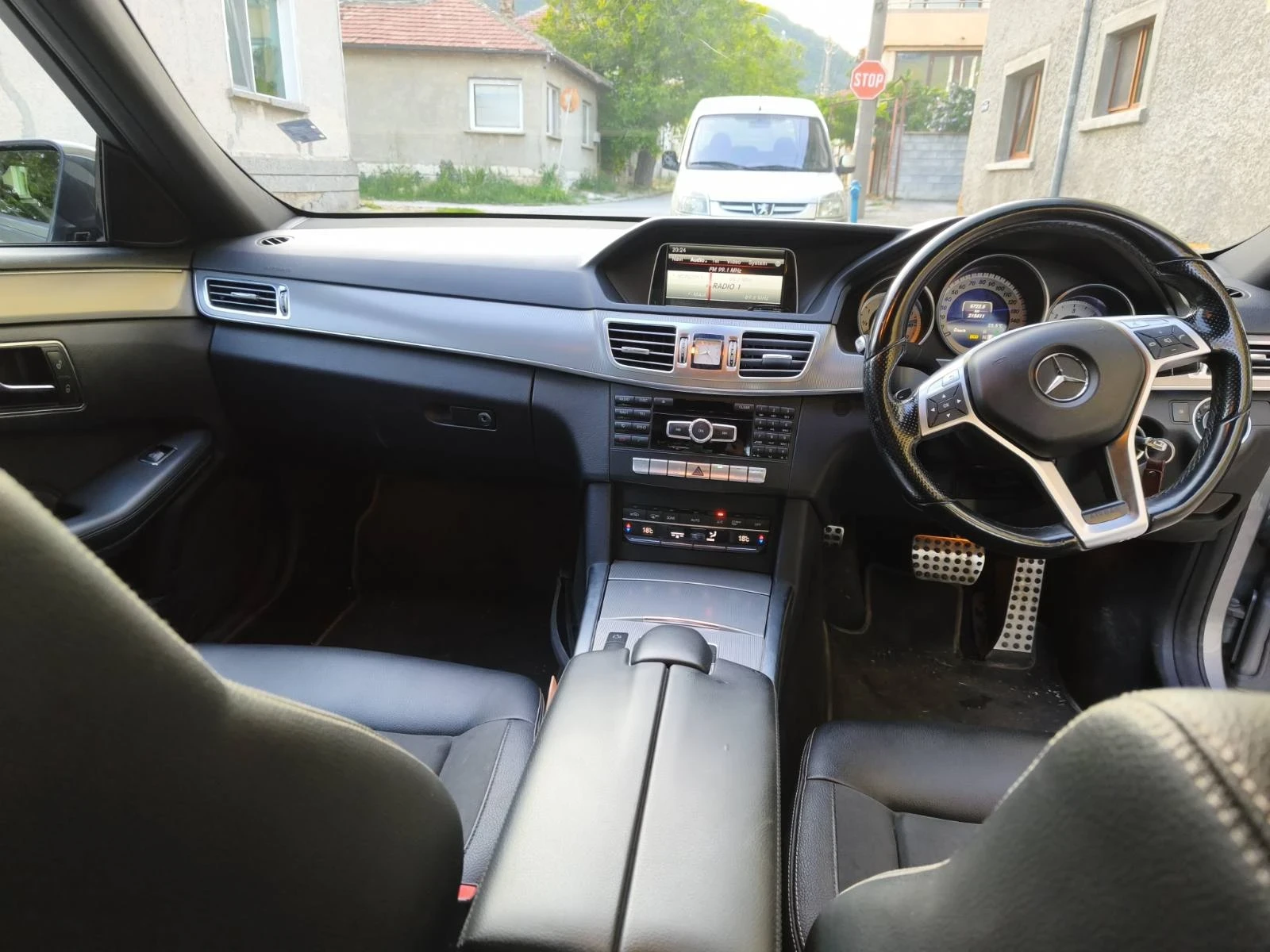 Mercedes-Benz E 350, снимка 8 - Автомобили и джипове - 55305017