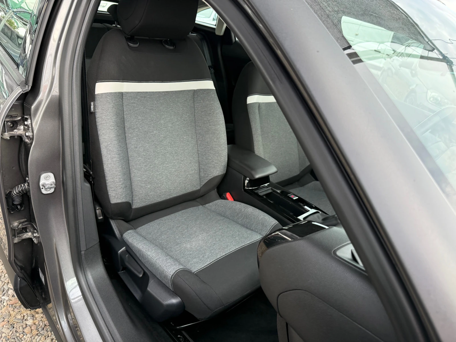 Citroen C4 1.2 vti , снимка 17 - Автомобили и джипове - 55326192