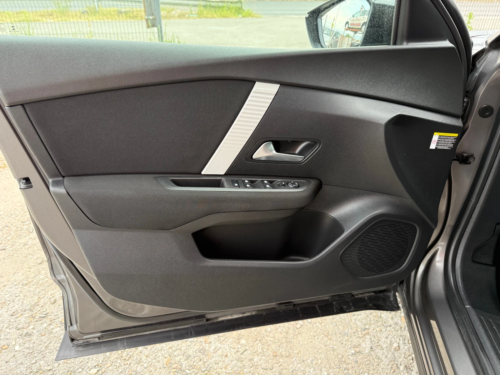 Citroen C4 1.2 vti , снимка 6 - Автомобили и джипове - 55326192