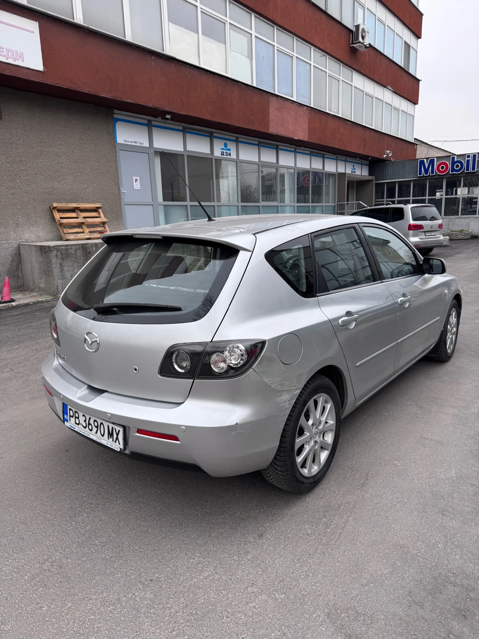 Mazda 3, снимка 8 - Автомобили и джипове - 55517797