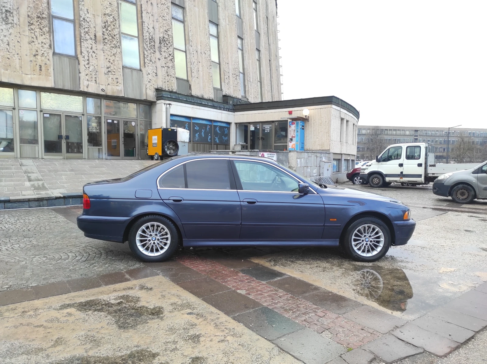 BMW 530 3.0d, снимка 5 - Автомобили и джипове - 56194099