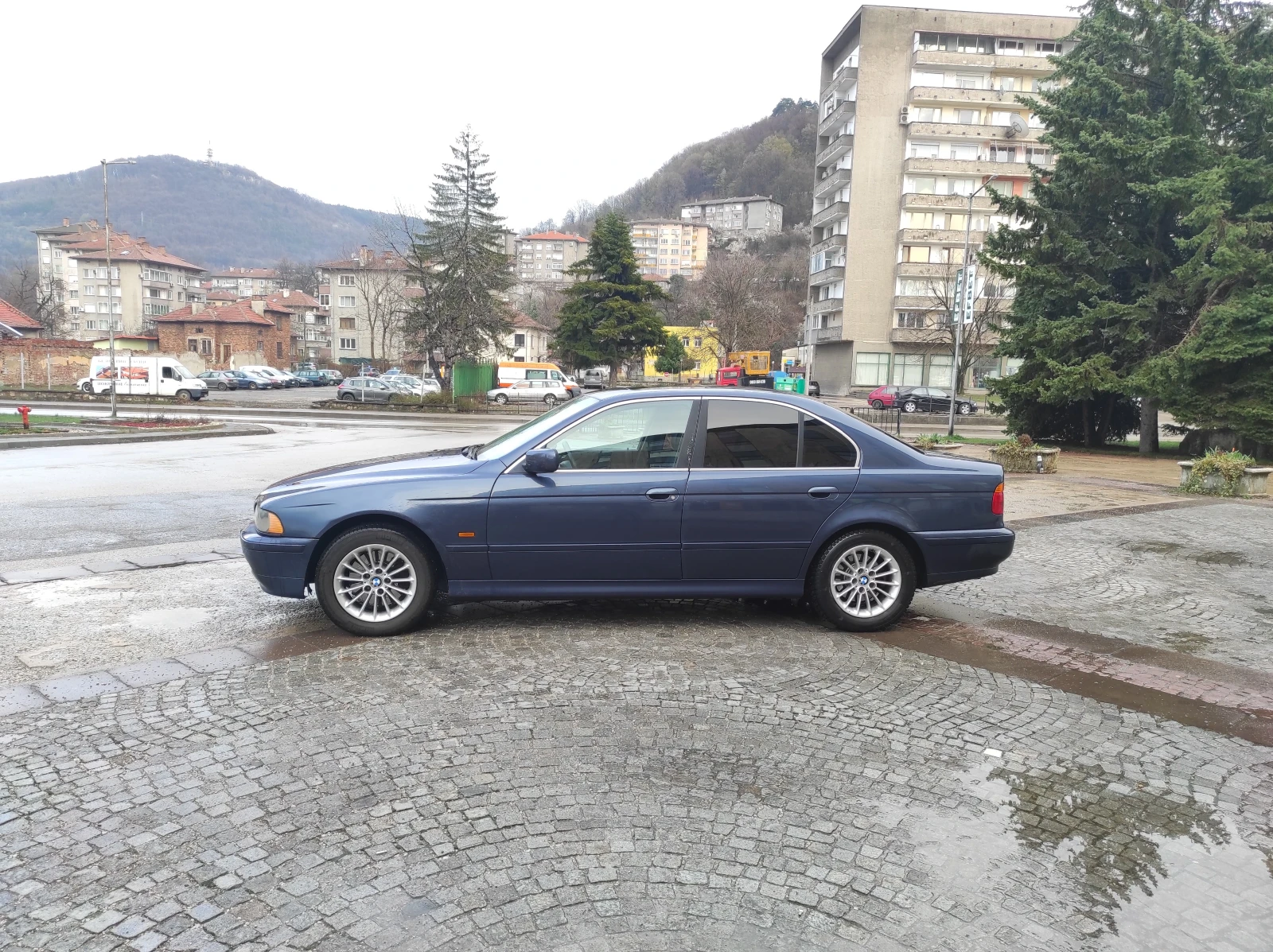 BMW 530 3.0d, снимка 3 - Автомобили и джипове - 56194099