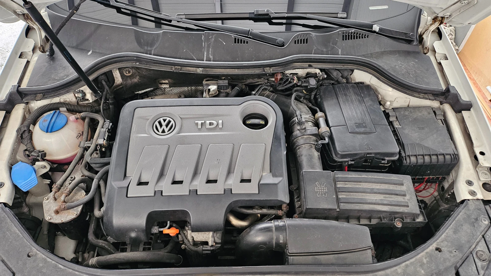 VW Passat 2.0 TDI CFFB 4x4, снимка 17 - Автомобили и джипове - 56348231