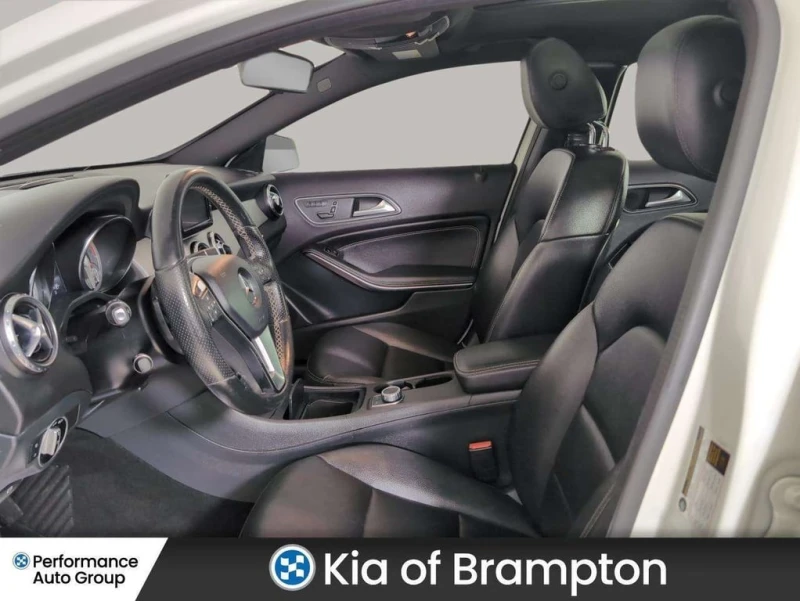 Mercedes-Benz GLA * GLA250 4 MATIC * CARFAX * ЦЕНА ДО БГ, снимка 11 - Автомобили и джипове - 53404373