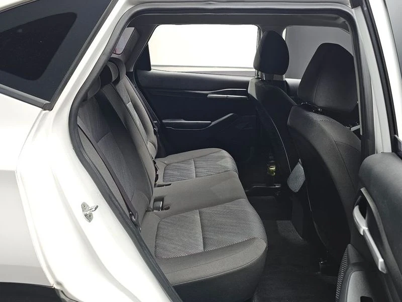 Kia Seltos 1.6 Automatic, снимка 11 - Автомобили и джипове - 55875682