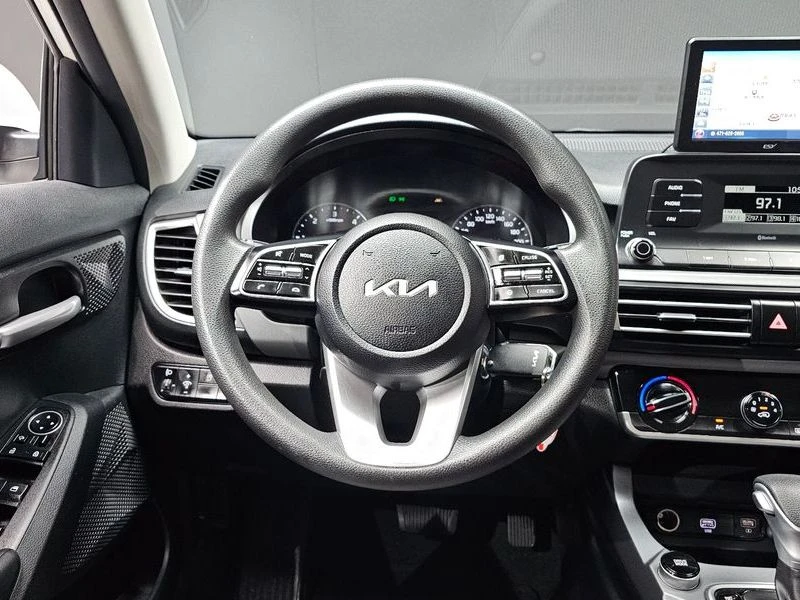 Kia Seltos 1.6 Automatic, снимка 13 - Автомобили и джипове - 55875682
