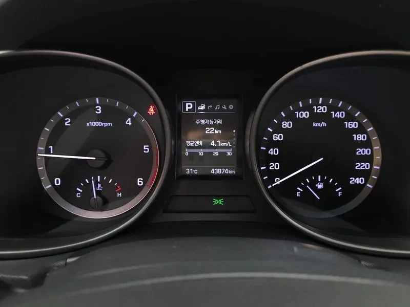 Hyundai Santa fe, снимка 8 - Автомобили и джипове - 56359033
