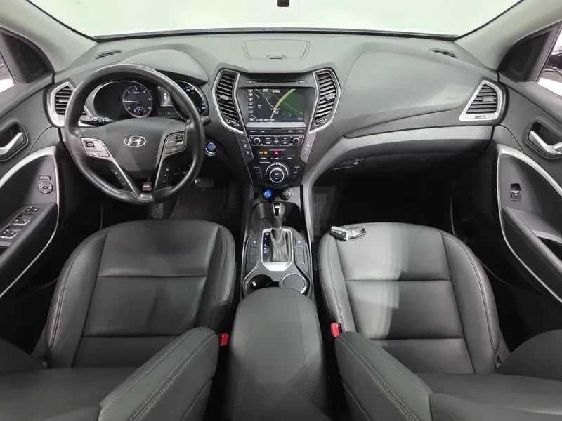 Hyundai Santa fe, снимка 7 - Автомобили и джипове - 56359033