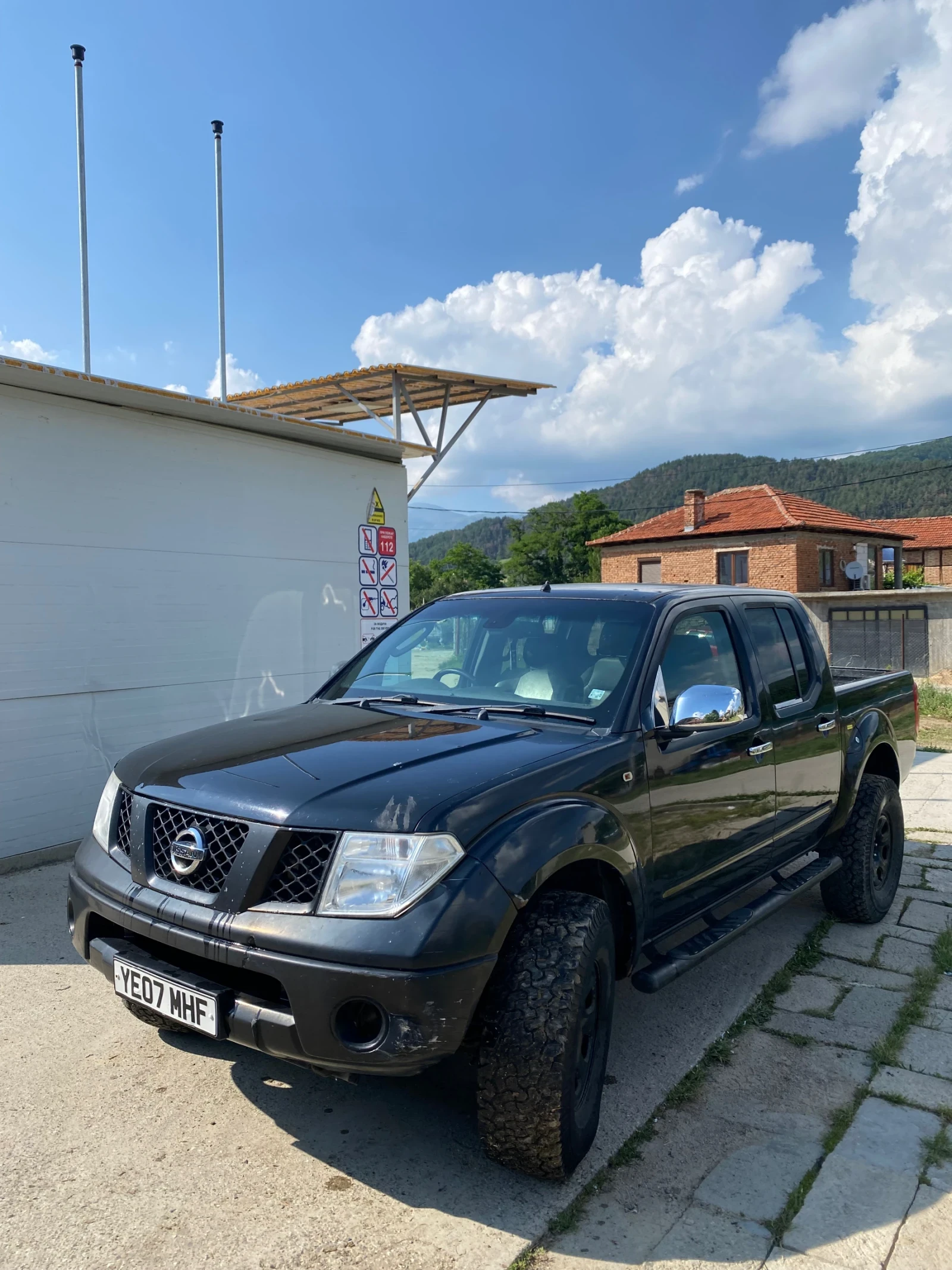 Nissan Navara Aventura - изображение 3