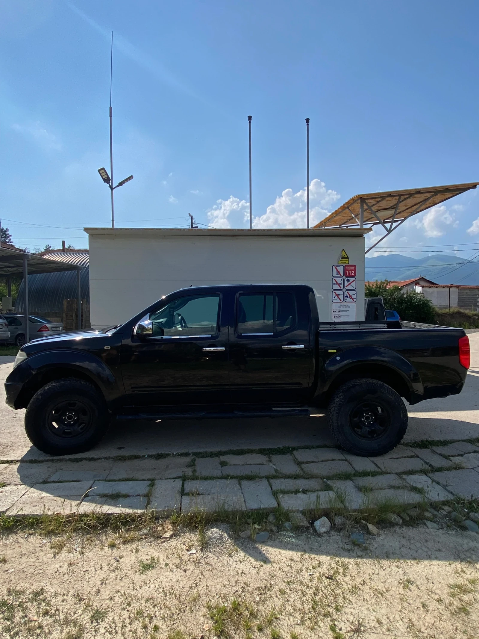 Nissan Navara Aventura - изображение 5