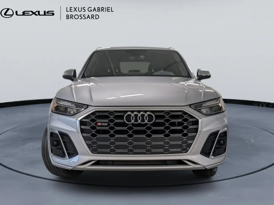 Audi SQ5 * S-Line* * HeadUp* AвтоКредит* (ЦЕНА ДО БГ) - изображение 2