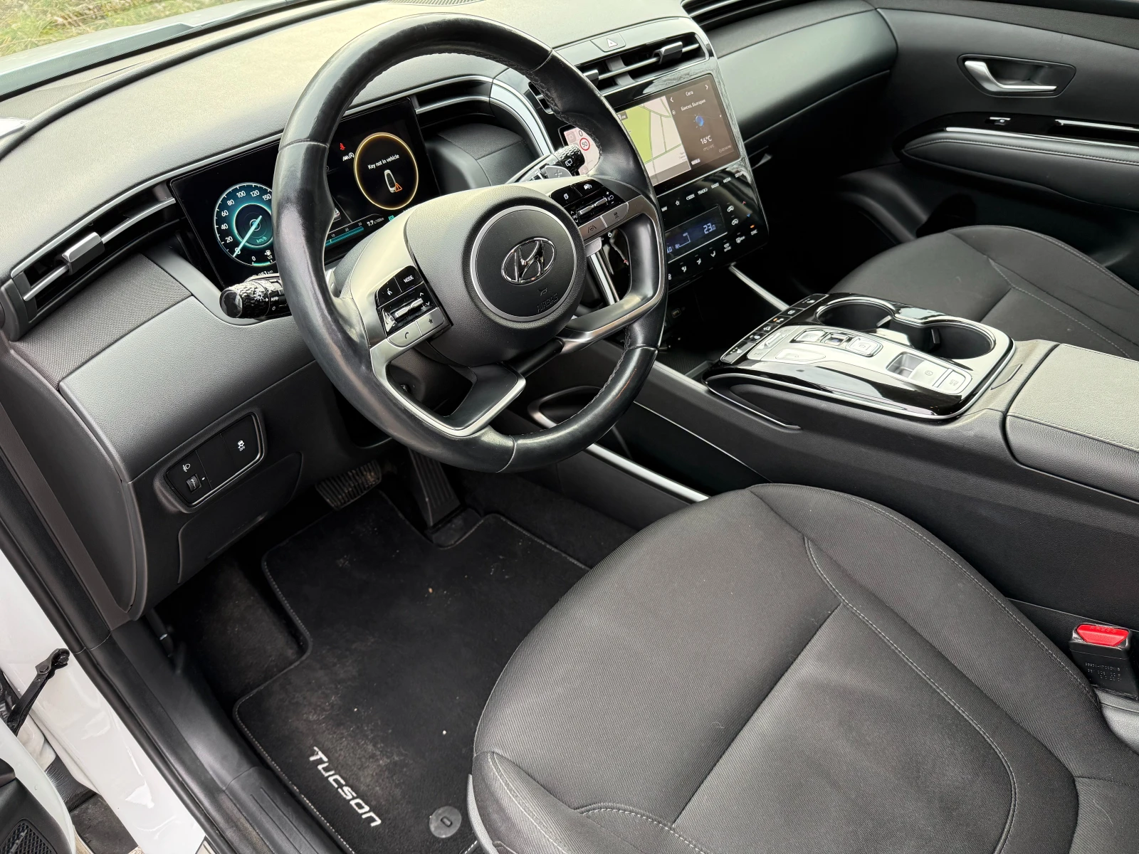 Hyundai Tucson HTRAC ГАРАНЦИОНЕН, снимка 10 - Автомобили и джипове - 53718701