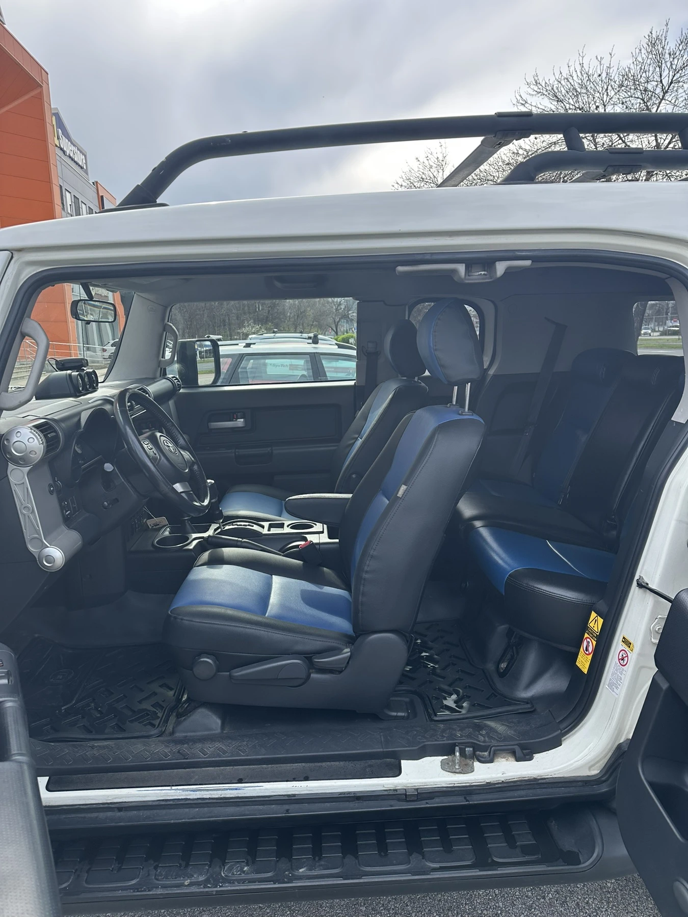 Toyota Fj cruiser, снимка 8 - Автомобили и джипове - 54042629