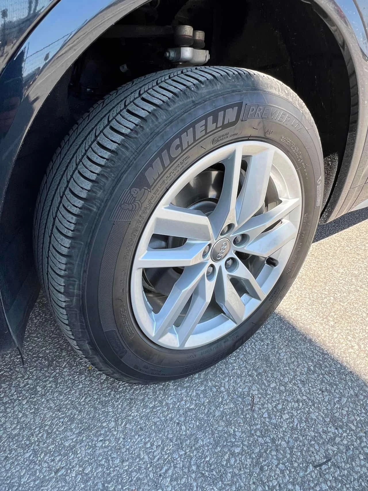 Audi Q5 * Komfort * CARFAX * 2 КЛЮЧА * KEYLESS * ПОДГРЕВИ, снимка 7 - Автомобили и джипове - 54141563